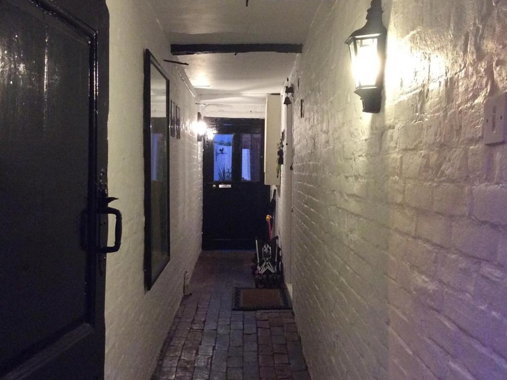 โอลด์สตรีท บีแอนด์บี Apartment อัพตัน อะพอน แซเวิร์น ภายนอก รูปภาพ