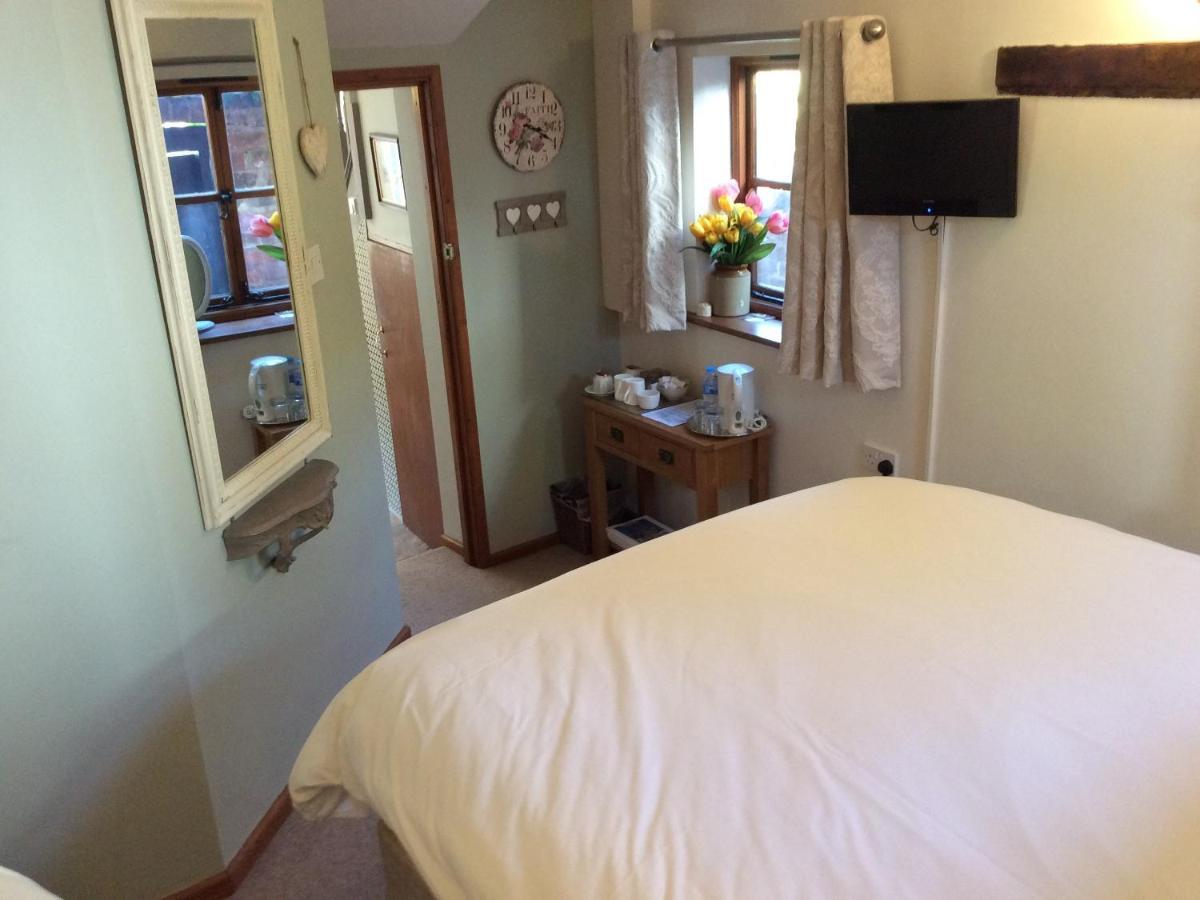 โอลด์สตรีท บีแอนด์บี Apartment อัพตัน อะพอน แซเวิร์น ภายนอก รูปภาพ