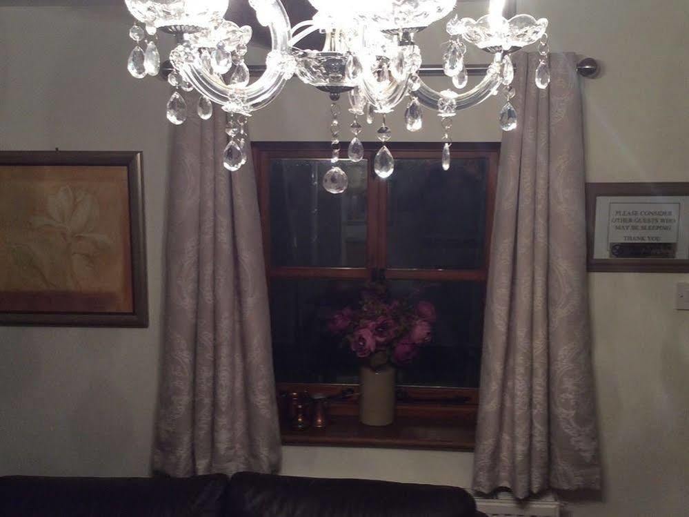 โอลด์สตรีท บีแอนด์บี Apartment อัพตัน อะพอน แซเวิร์น ภายนอก รูปภาพ